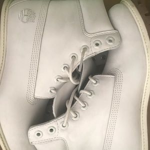 Ivory White Timberland Boots size 9